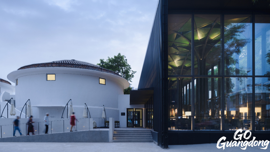 Grand Granary Bookstore of Librairie Avant-Garde