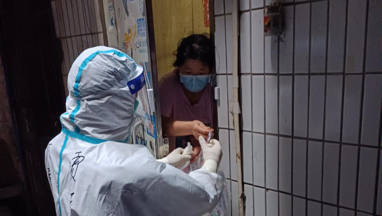 微光成炬｜广州市海珠区桂田社区今日解封！谢谢这些社区志愿者的守护