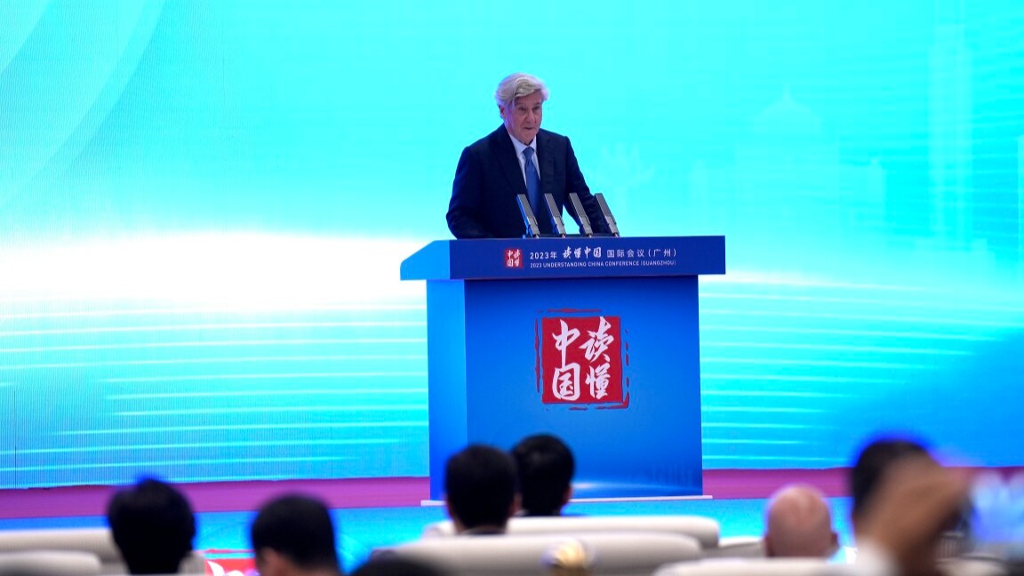 Strongest part of China-US relations lies in people-to-people exchange: John L. Thornton