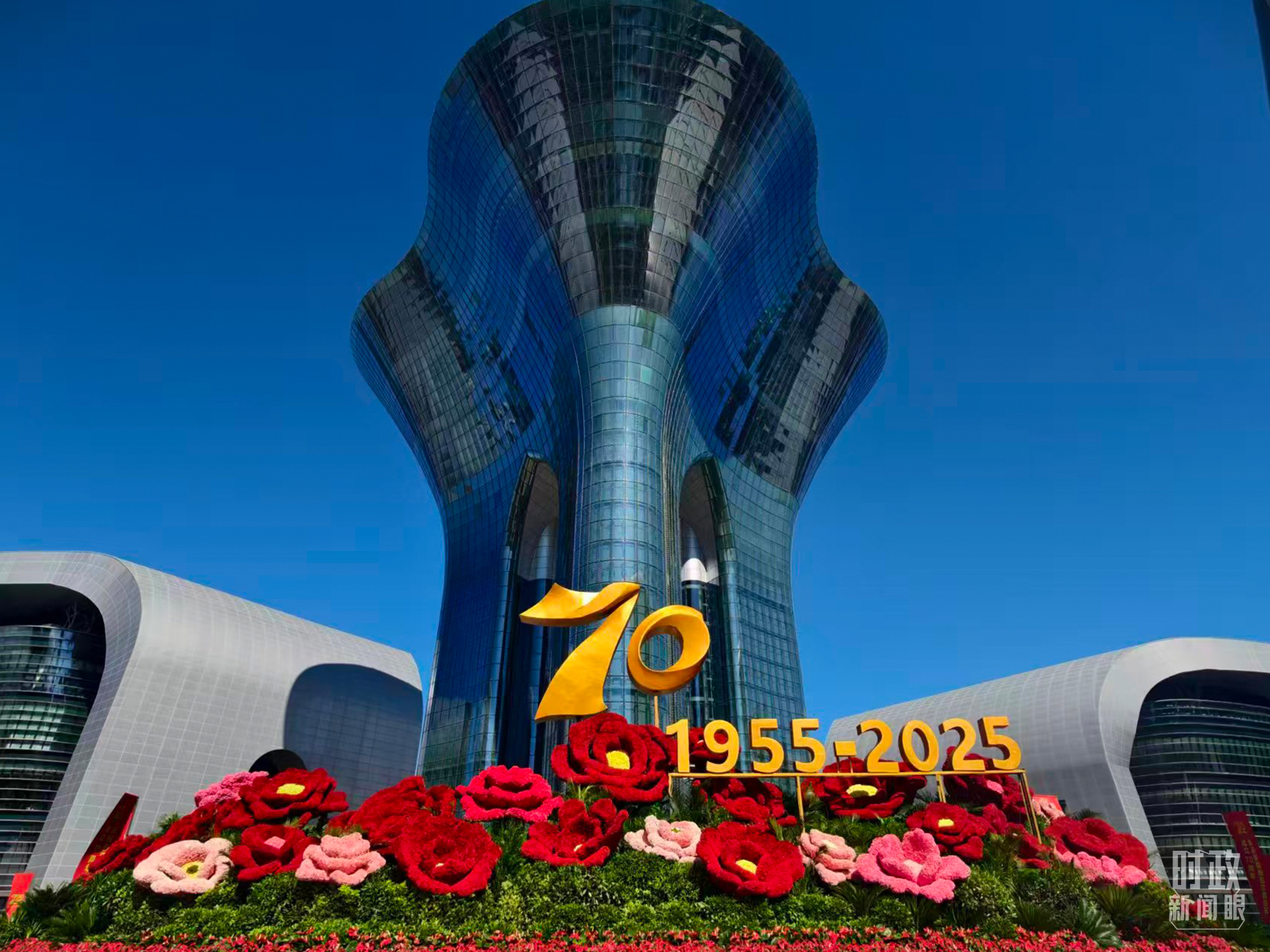 △乌鲁木齐文化中心展览馆。(总台央视记者程铖拍摄)