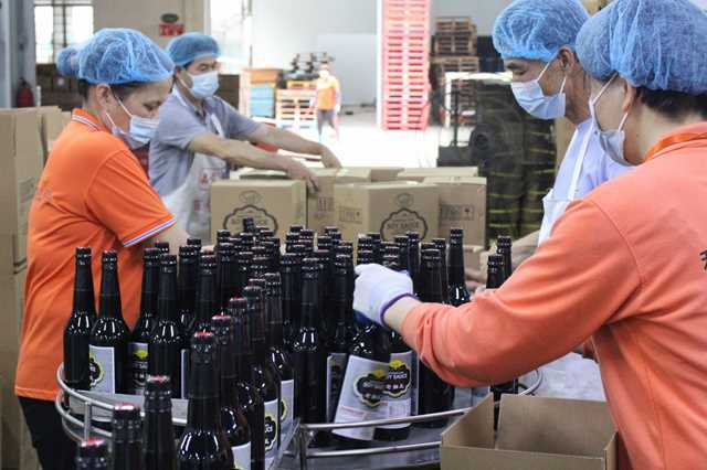 “向上突围”云浮高质量发展融媒报道㉜ | 新兴县利和食品有限公司：“小调料”做成“大蛋糕”