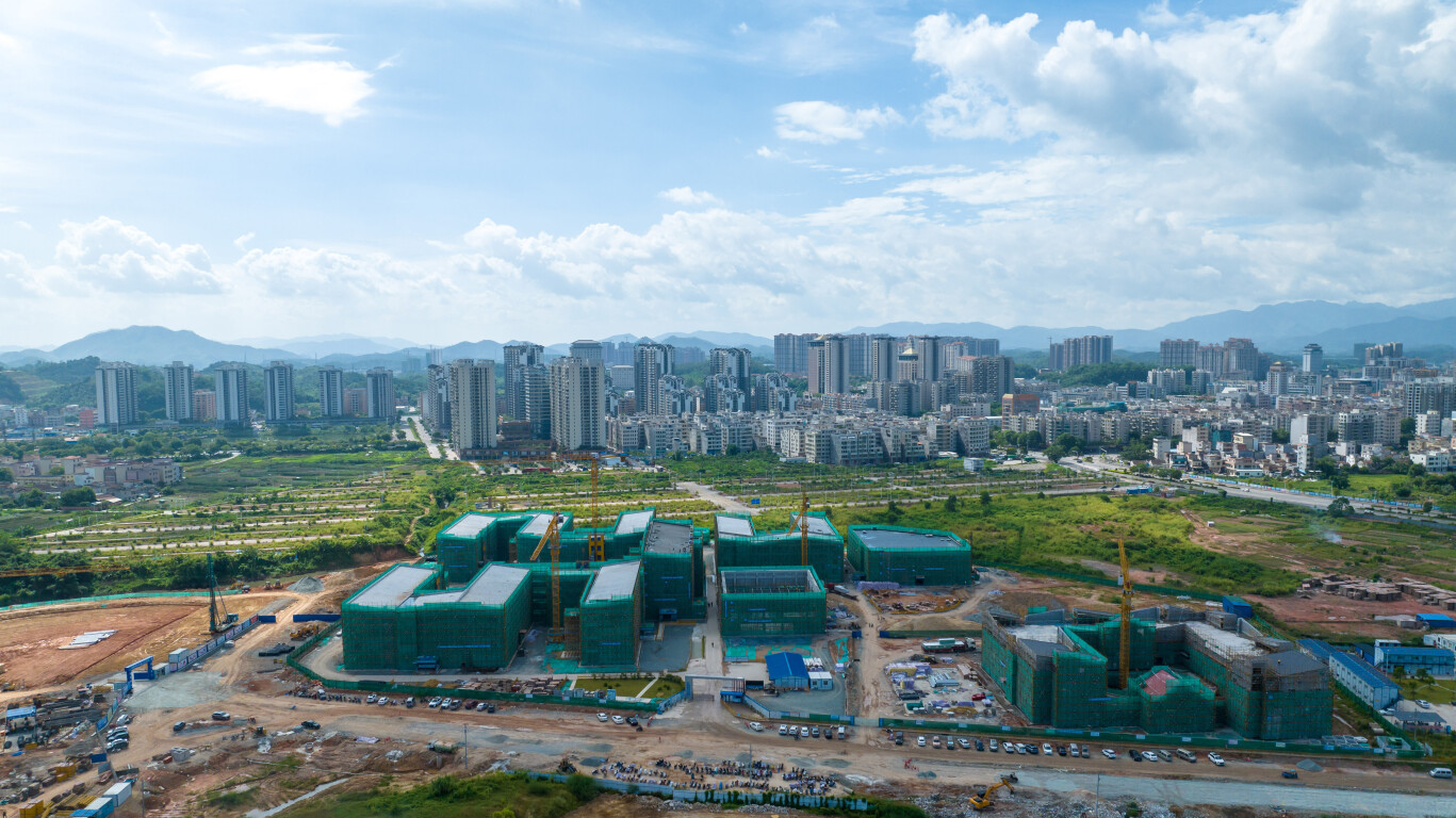 “向上突围”云浮高质量发展融媒报道㊷丨翔顺控股集团有限公司：深耕本土市场 加速融湾发展