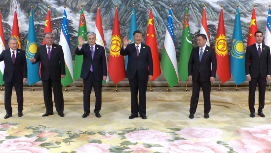 习近平同中亚五国元首宣布 正式成立中国—中亚元首会晤机制