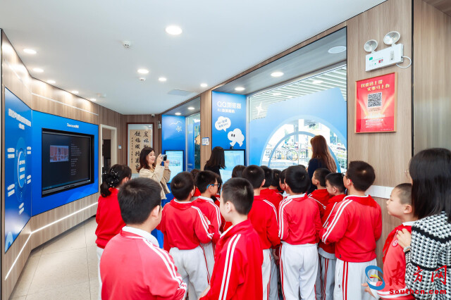 从AI摄影到反诈骗策略：互联网青少年培训活动启