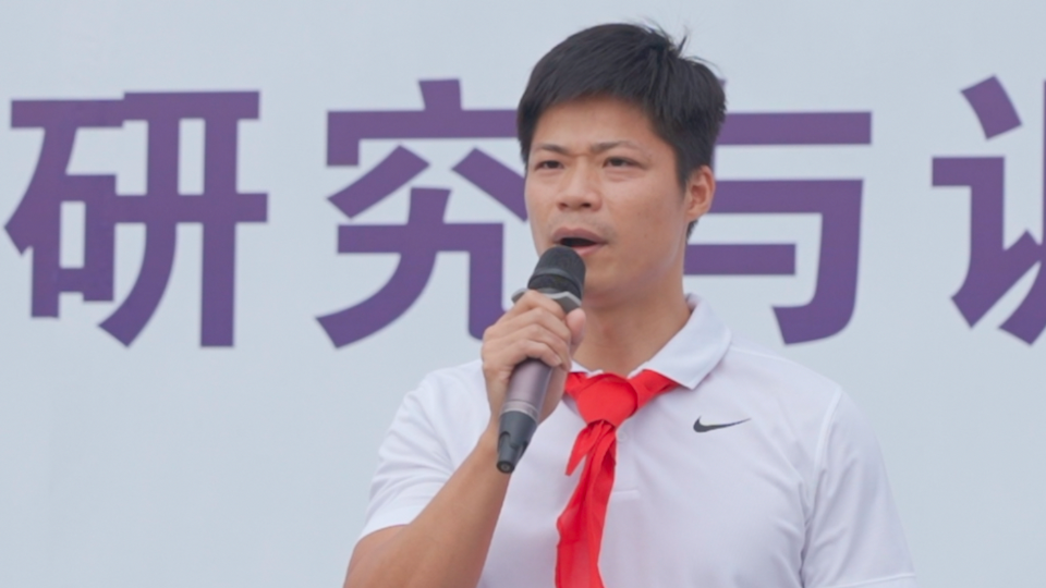 Olympic Sprinter Su Bingtian promotes sports in Guangzhou’s Nansha