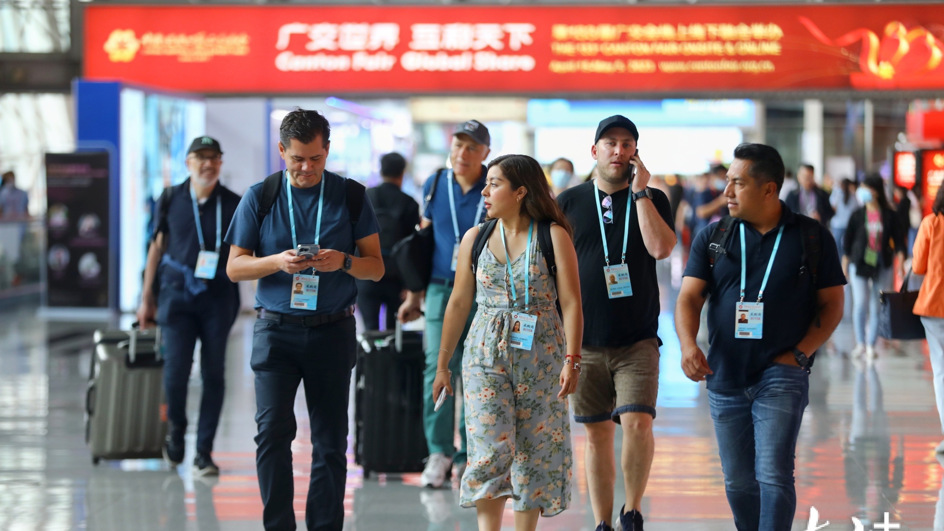 134th Canton Fair to witness over 100,000 buyers from 215 countries and regions