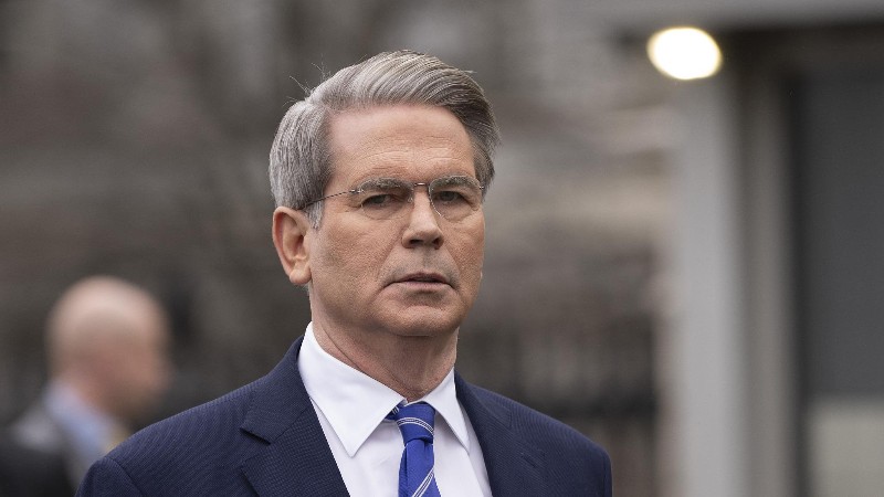 美财长：特朗普“极有可能”在年底前提名新美联储主席