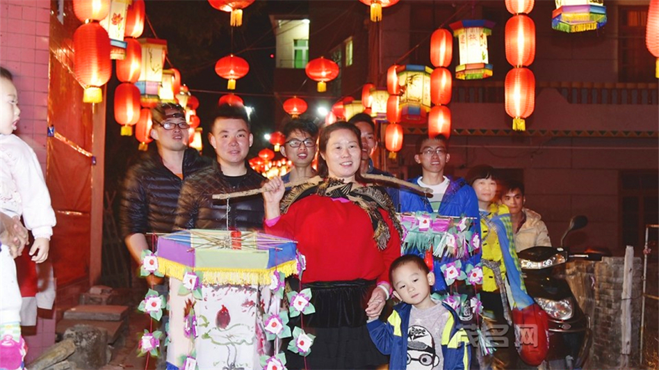 Enjoy traveling and culture in Maoming's Mountain City Xinyi