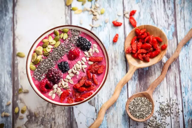 Goji berries become miracle health supplements overseas