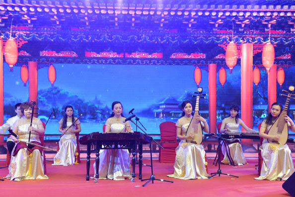 Night of Guangzhou presents charm of local culture to 2018 GAIC guests