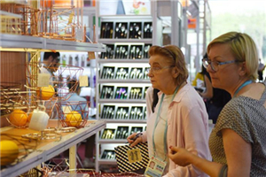Small and medium companies set pace at Canton Fair