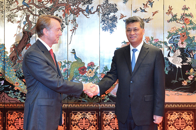 Governor Ma Xingrui met Mr. Kenneth Hitchner, chairman and CEO of Goldman Sachs in Asia Pacific ex-Japan