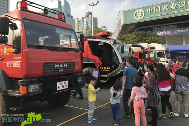 Fire truck of Guangdong Fire Department 广东消防