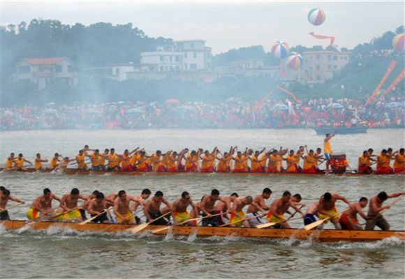 How to Appreciate Dragon Boat Racing