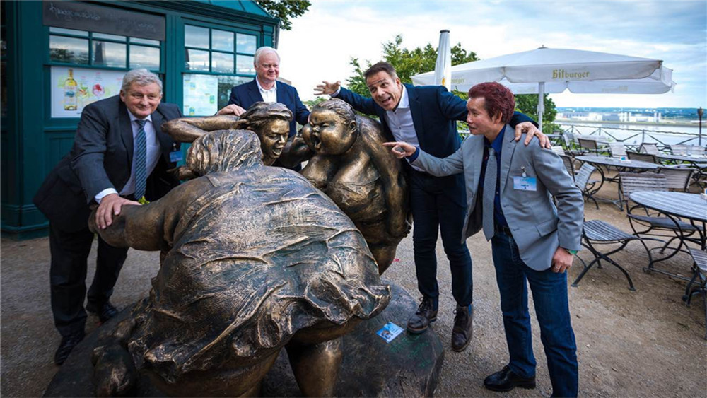 Unique works helping Guangdong go global: artist Xu Hongfei
