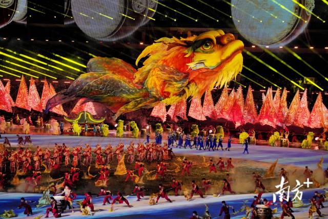 十五运会开幕式现场。石磊 摄 十五运会开幕式现场。石磊 摄
