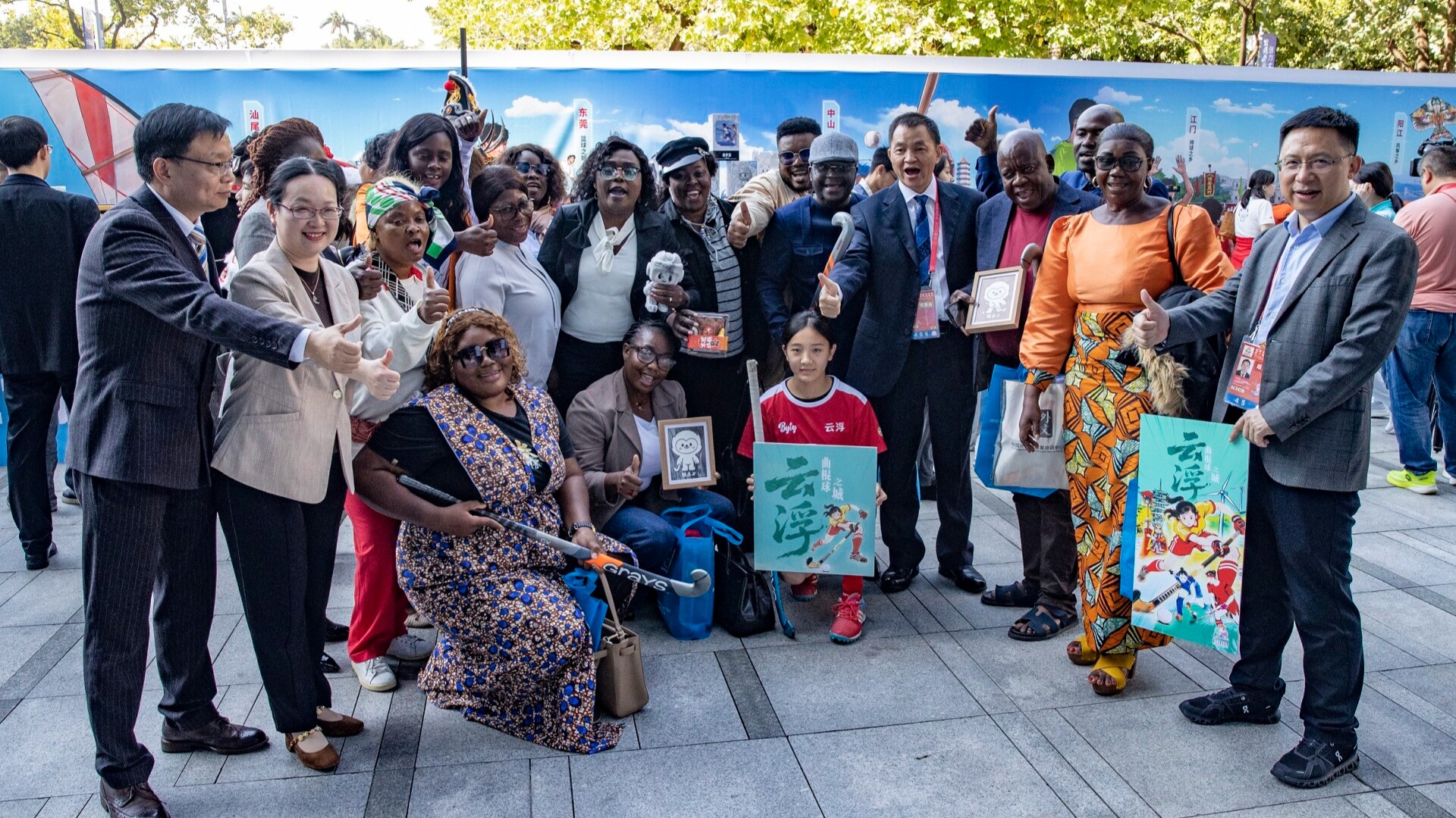 Une délégation de médias de la République du Congo en visite à Yunfu, dans la province du Guangdong