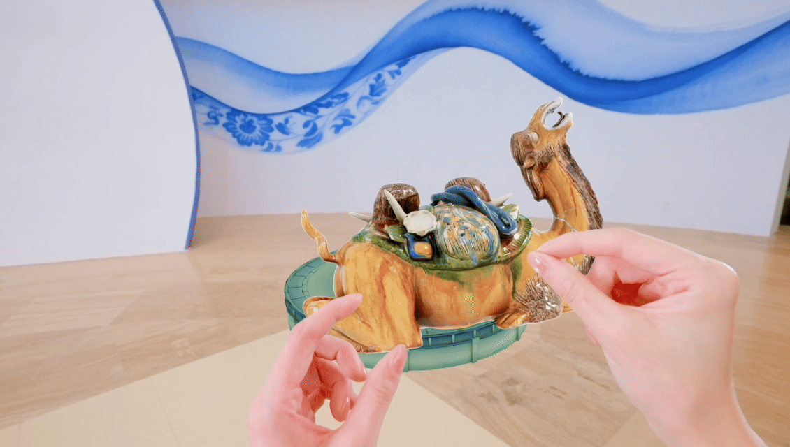 西安博物院的数字文物展示(央广网记者 侯凯奇 制图)