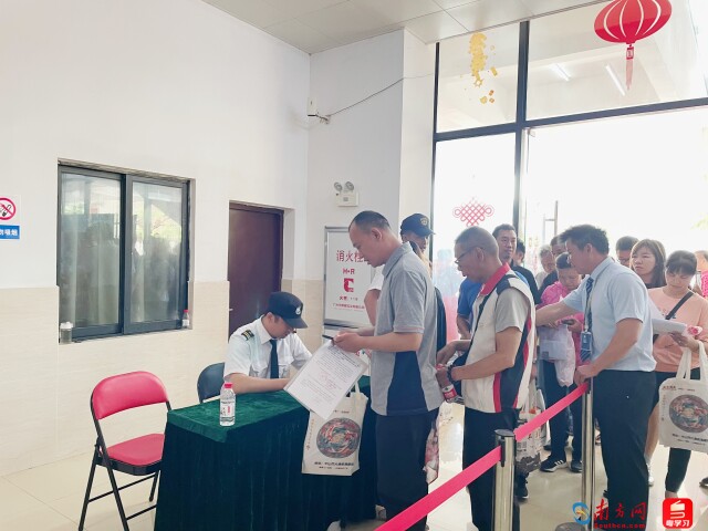 交付现场提供方便快捷的服务。