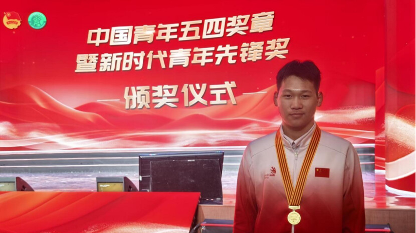 龙伟杰：追求极致精度