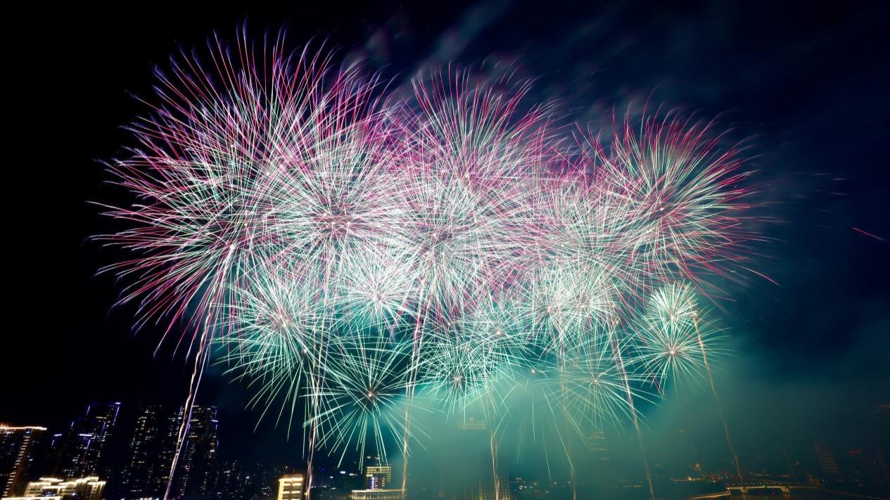 Photos | Cities in Guangdong hold fireworks shows to celebrate Chinese New Year