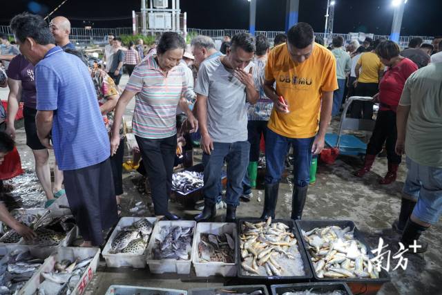 高温席卷北方 多地积极应对