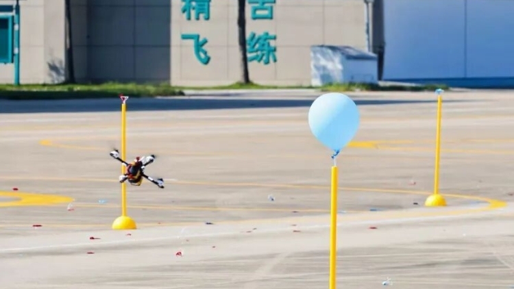 61秒定胜负，珠科团队斩获全国大学生飞行器设计大赛冠军