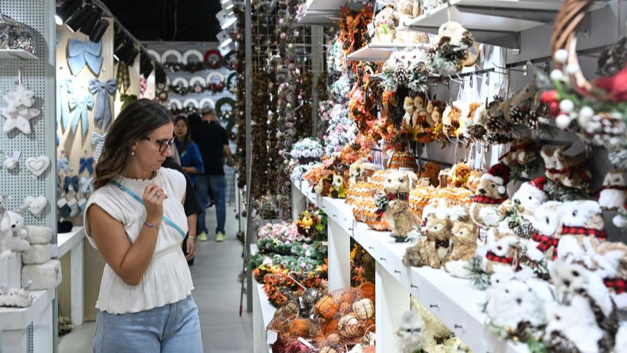 Canton Fair attracts record global buyers