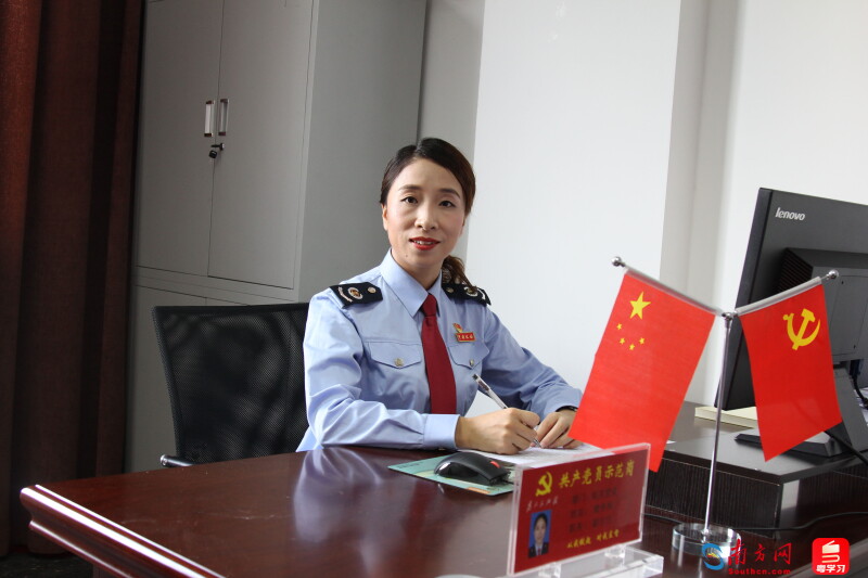 德耀南月丨十九年过去了。曾冬梅用