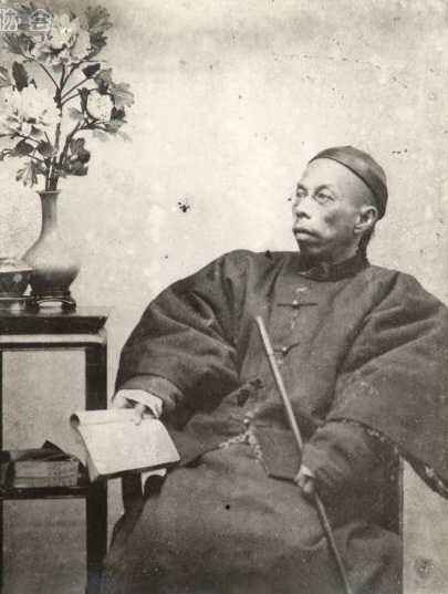 邹伯奇像