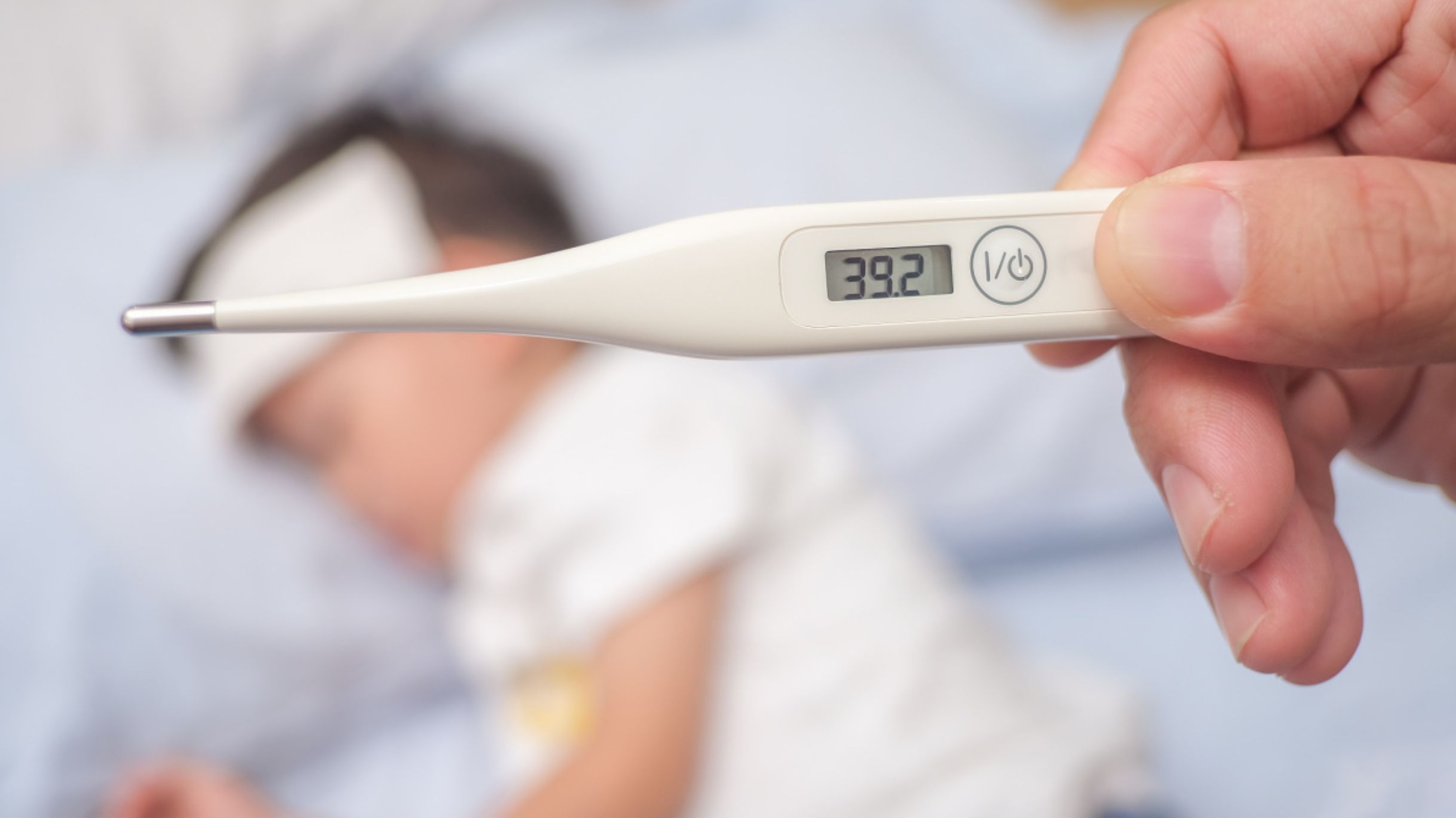 突发高烧、肌肉酸痛......甲流持续高发，孩子应该如何应对？