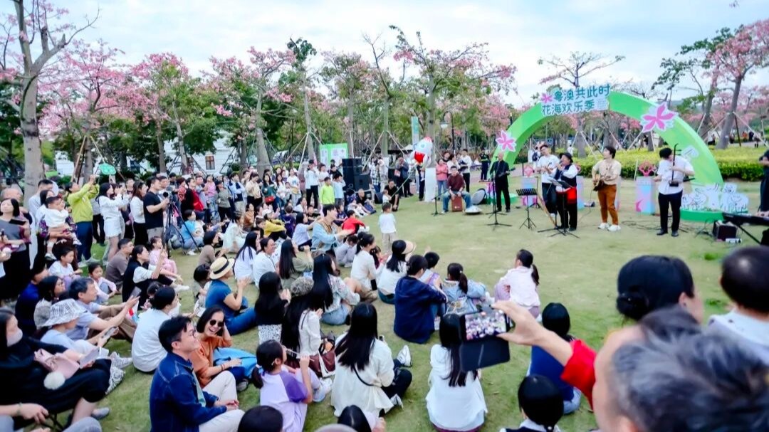 Hengqin Blossom Carnival kicks off with art and market festivities