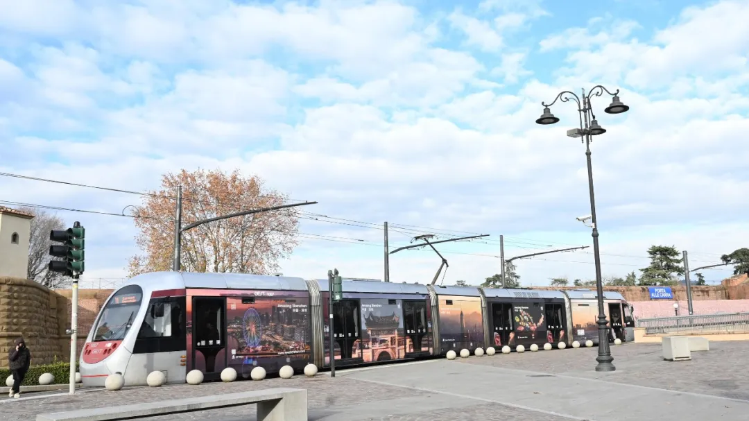 Shenzhen Tram rolls through Italian streets, highlighting cultural ties