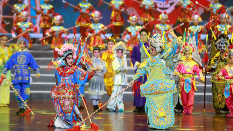 Dongguan schools' arts festival showcases aesthetic education achievements