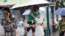 广州上午10点半左右转强雷雨，11区均启动暴雨、雷雨大风预警