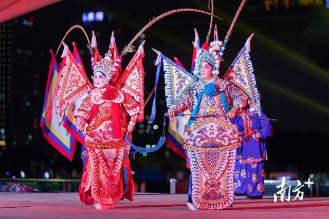 “读懂广州”文化体验之旅系列活动正式启动。南方+ 罗一飞 拍摄 “读懂广州”文化体验之旅系列活动正式启动。南方+ 罗一飞 拍摄