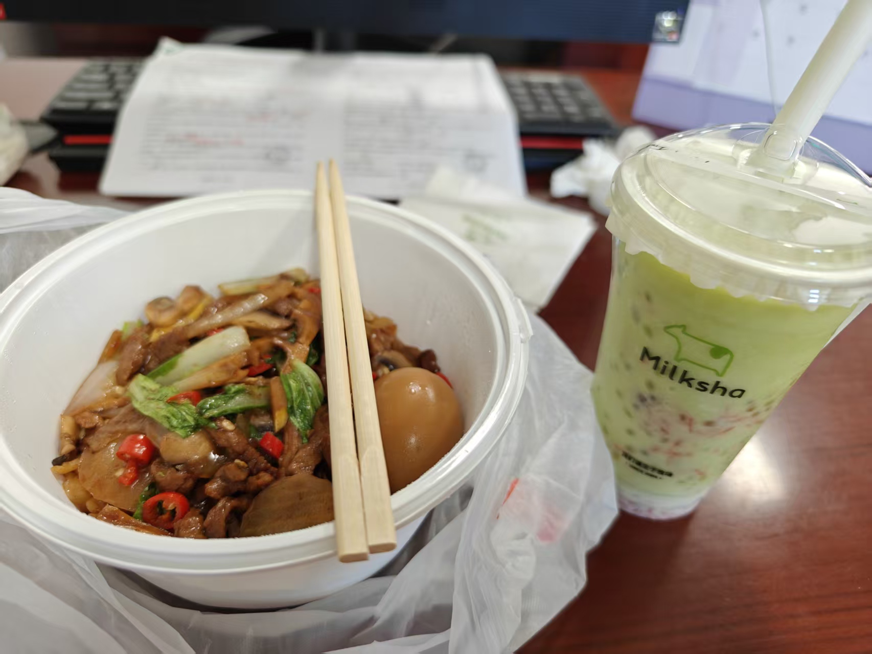 即时零售的一天(到日)订单超过1.2亿,餐饮订