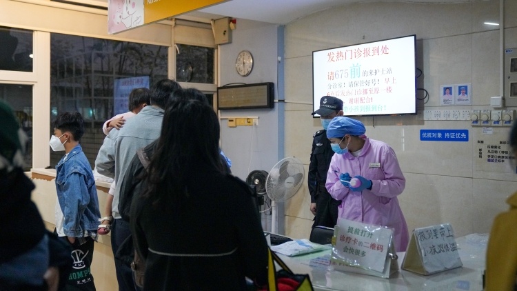 近期以流感、肺炎支原体感染为主的急性呼吸道传染病较为活跃，该如何防治？