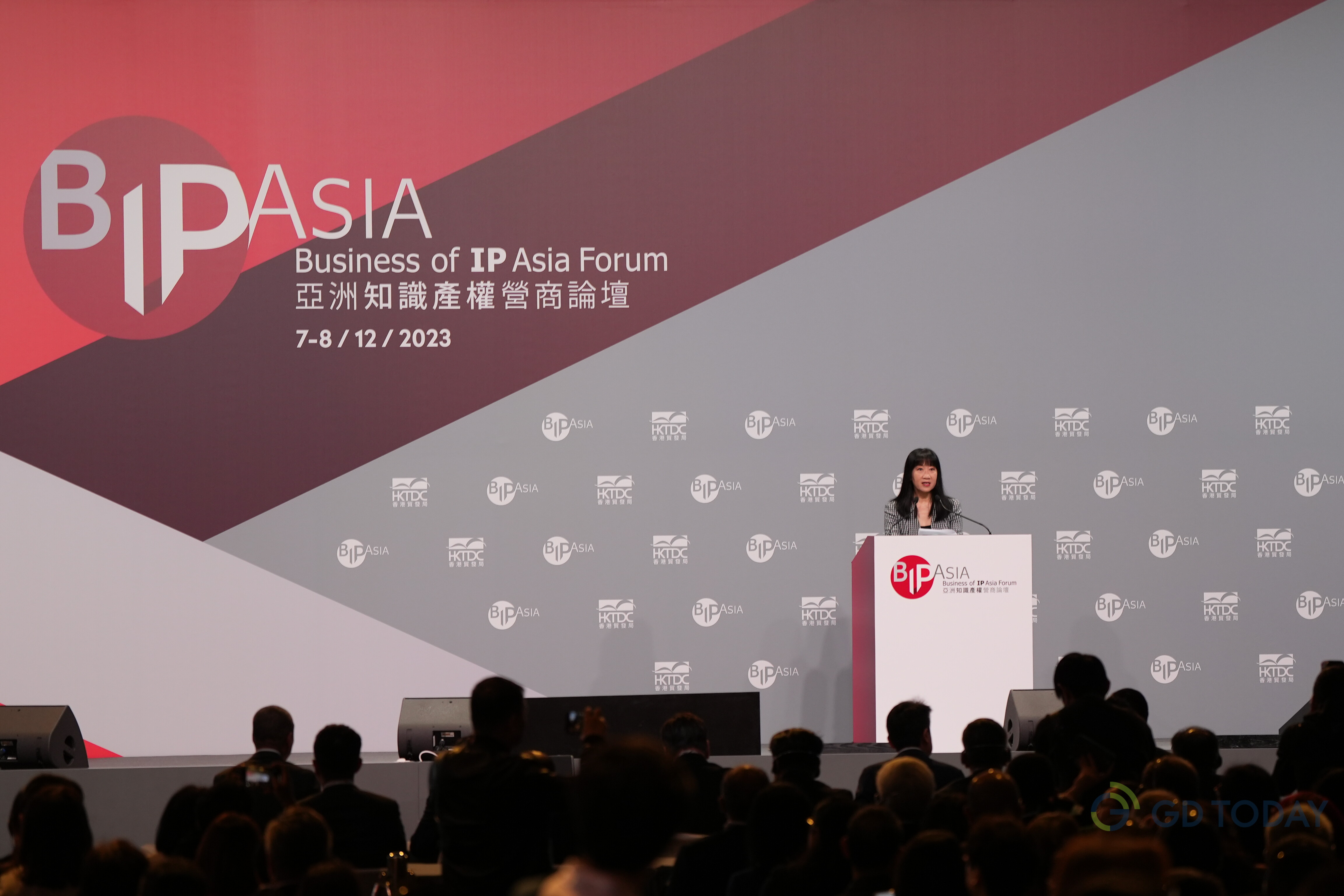 香港贸发局总裁 方舜文
