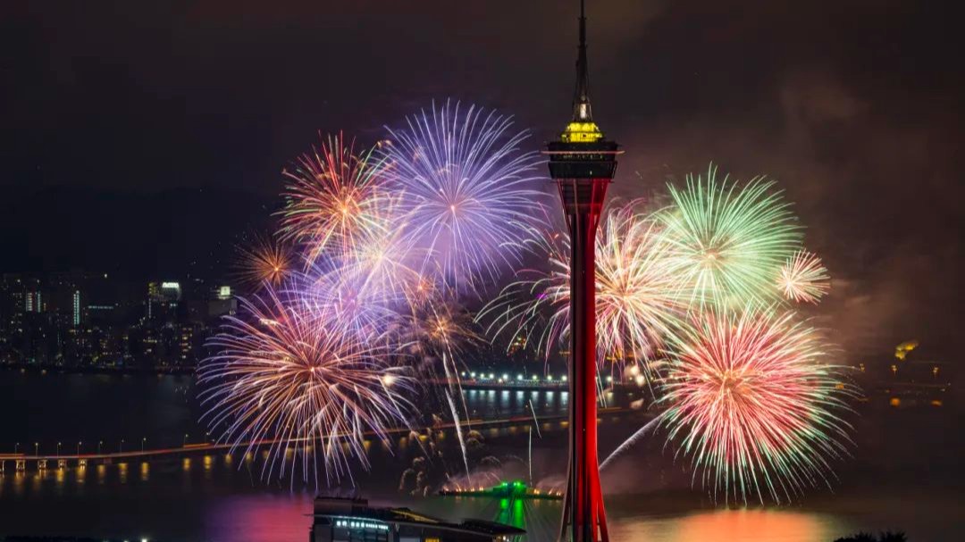 The best viewing spots of the fireworks display for Macao's 25th anniversary