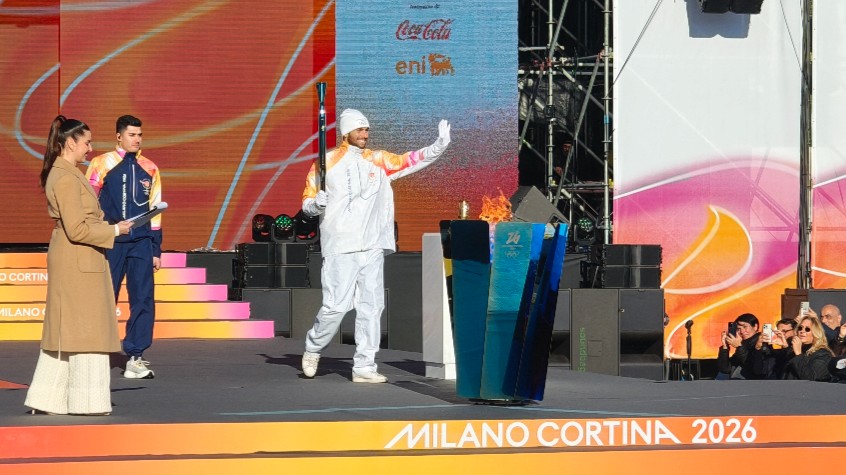 米兰冬奥会火炬开始在意大利传递