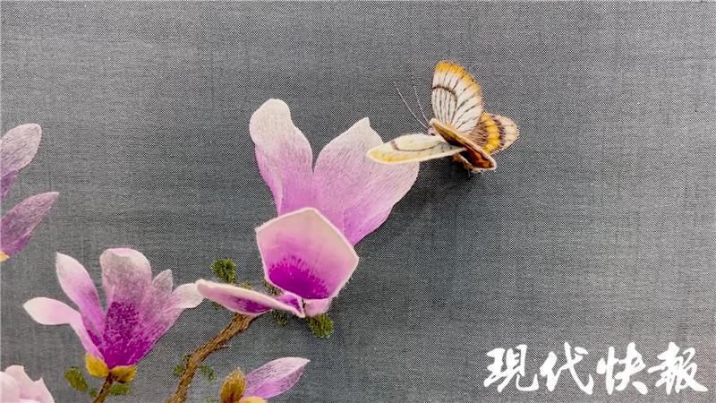 全球首幅动态交互苏绣作品《玉兰花开》