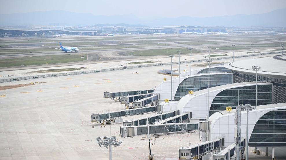 广深港机场扩容升级 粤港澳大湾区联通全球再提速