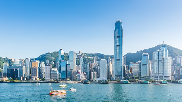 今年10月访港旅客约460万人次 同比上升12%