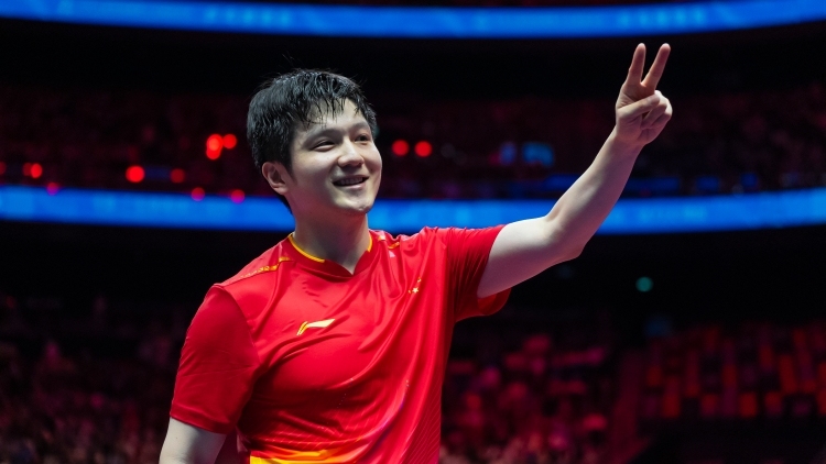 双双卫冕！回顾全运会乒乓球男女单打巅峰对决｜图集