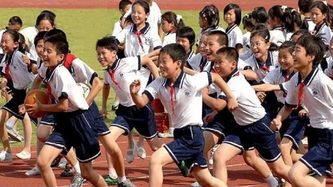 广州发布中小学校体育与健康课线下教学指引 为体育学业考试做准备