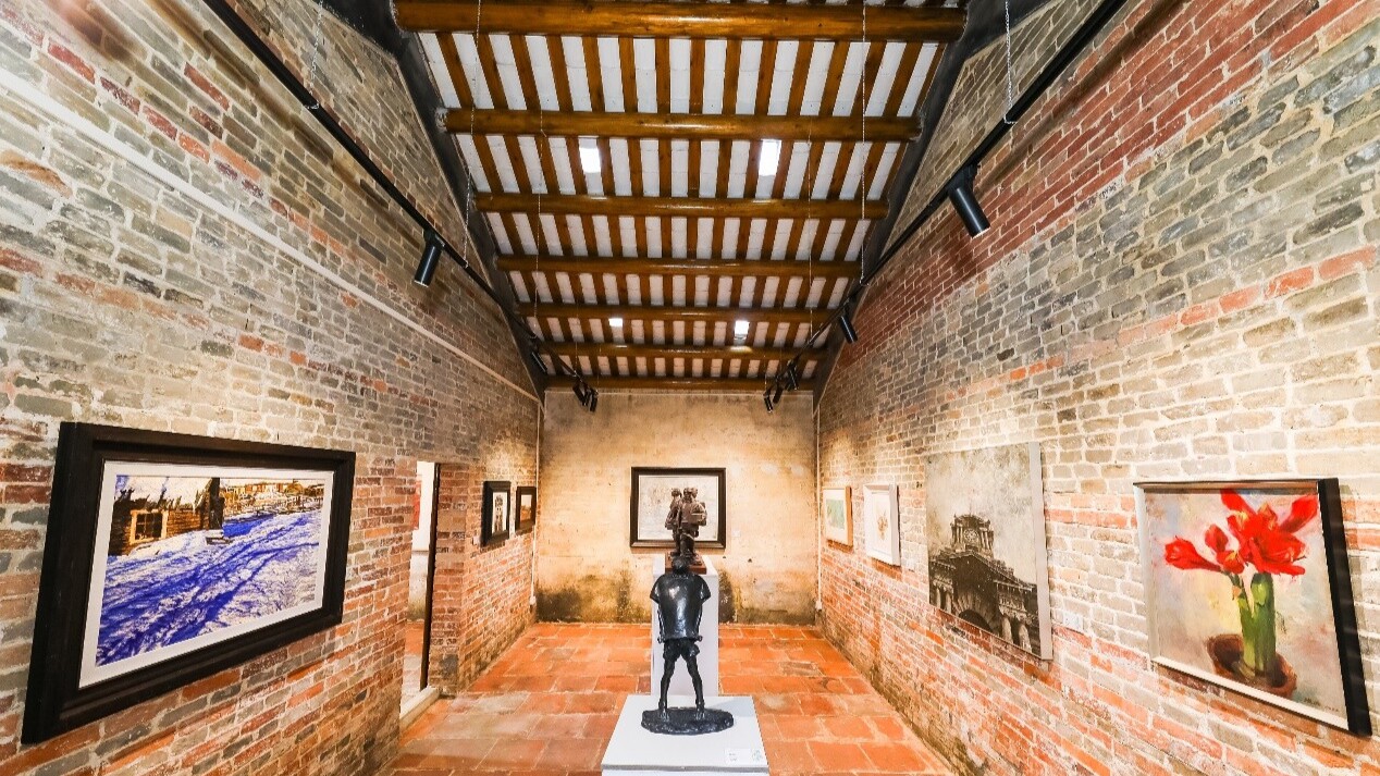 Guangzhou's century-old village hosts artistic gems