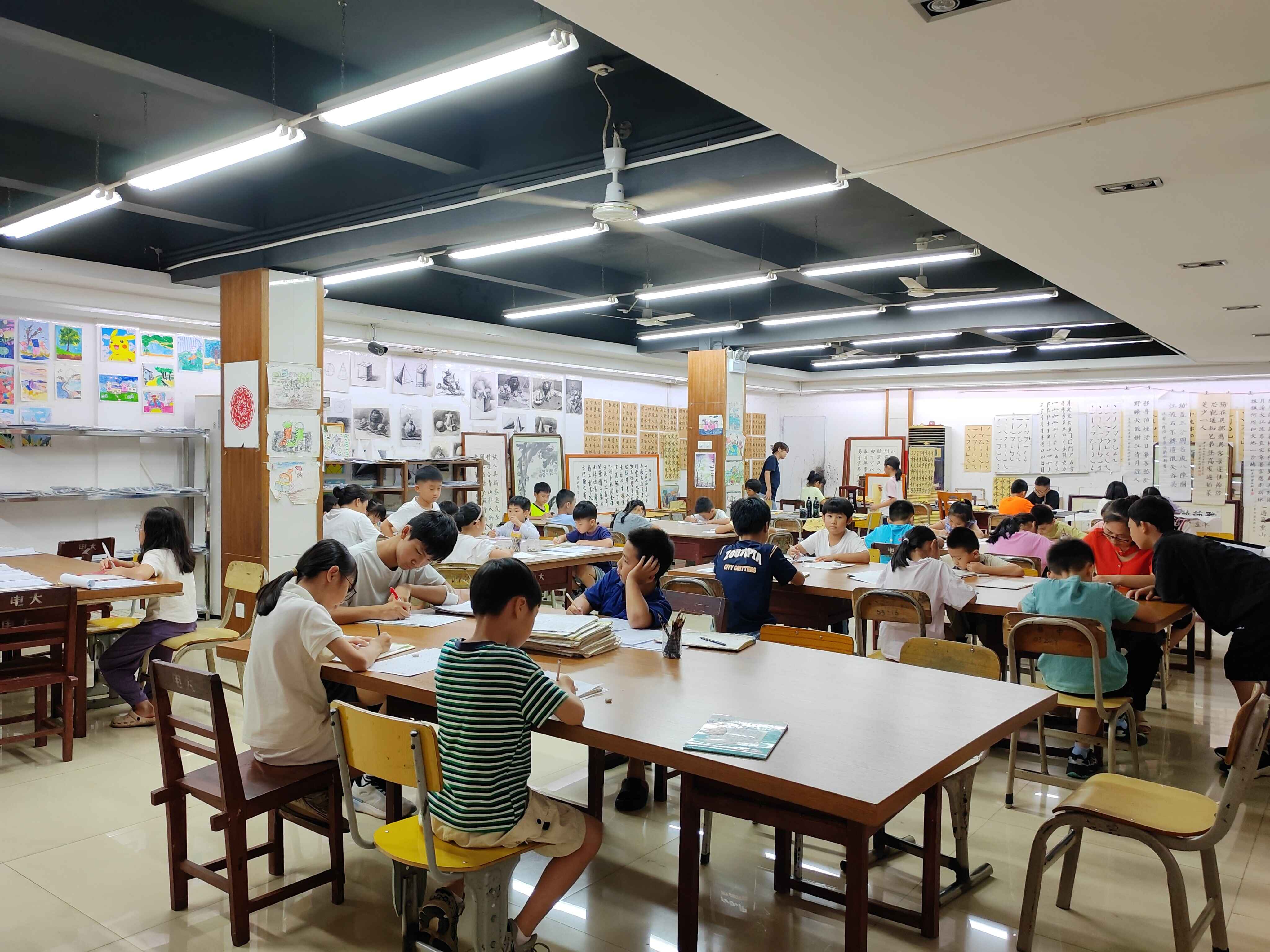 郁南县：书香伴暑假