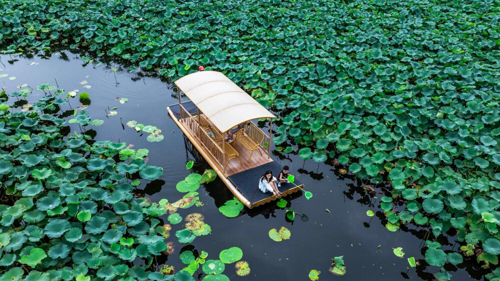 Chine : tourisme estival à travers le pays