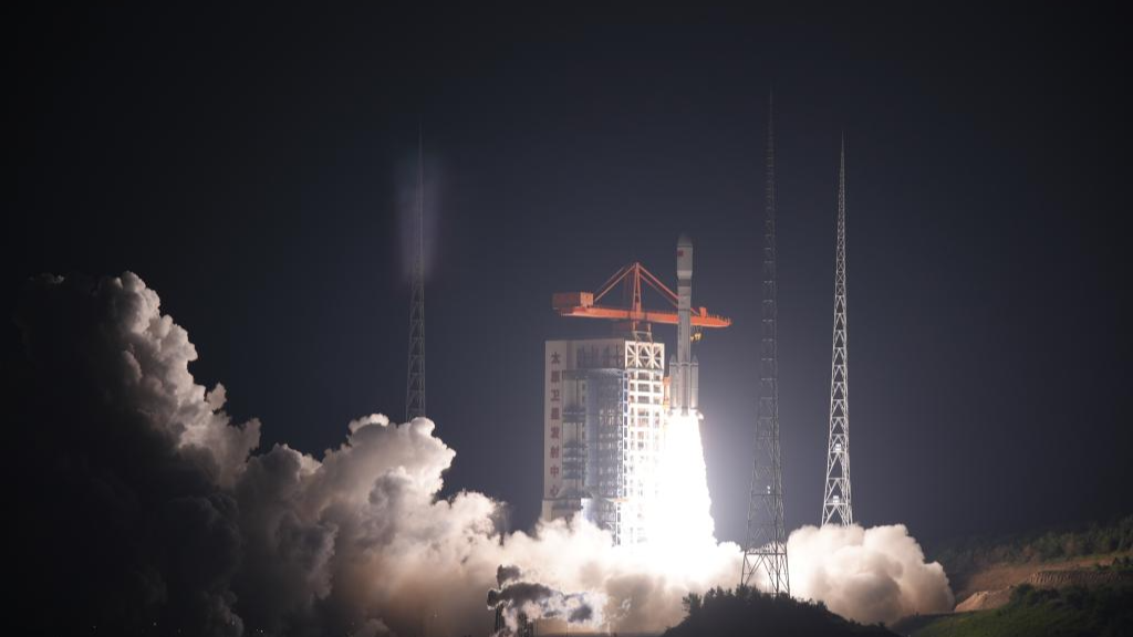 La Chine lance un groupe de satellites en orbite terrestre basse